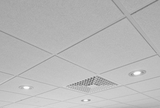 Grid ceiling with lighting and ventilation grille
